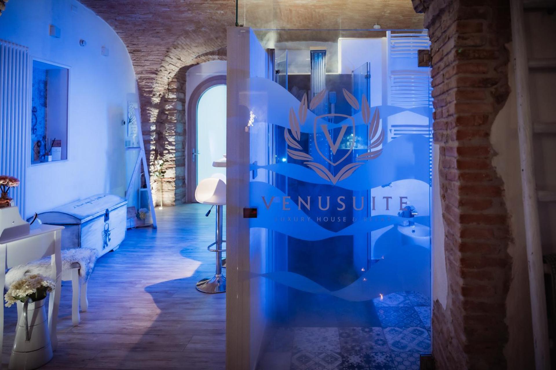 Venusuite Venosa - Luxury House, Spa & Relax - Exteriör bild