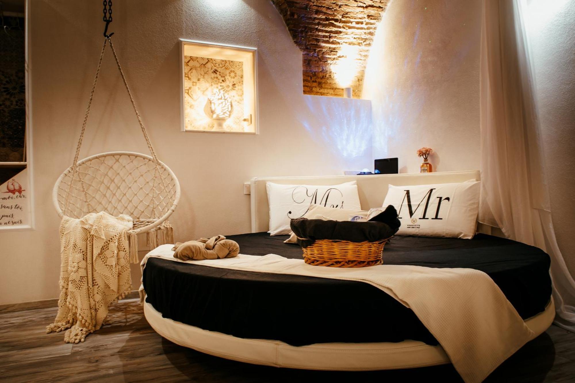 Venusuite Venosa - Luxury House, Spa & Relax - Exteriör bild